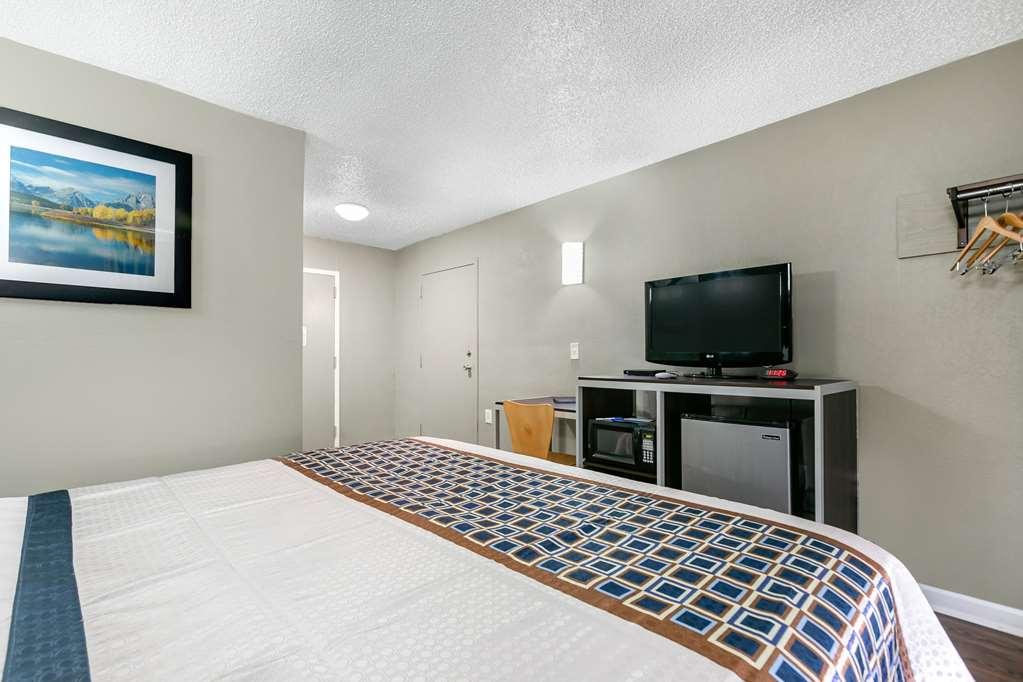 Knights Inn Bristol Левиттаун Номер фото